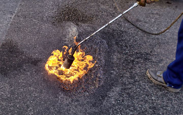 Heol Laethog flat roofing repairs